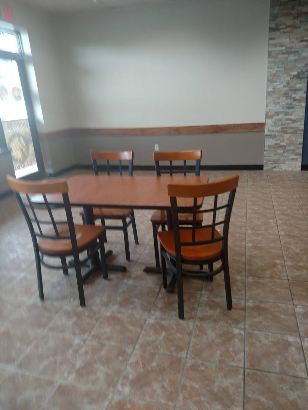 Mr. Hero | meal takeaway | 169 Richmond St, Painesville, OH 44077, USA | 4403523109 OR +1 440-352-3109