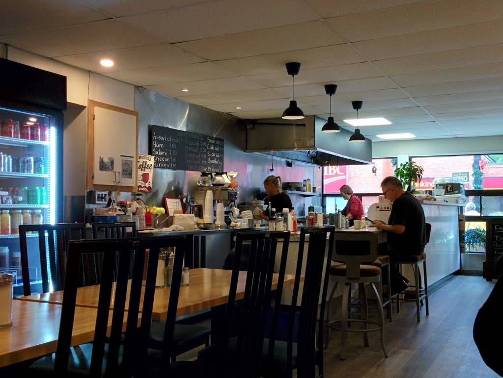 FAI-Mama’s Kitchen | restaurant | 26 Main St W, Grimsby, ON L3M 1R4, Canada | 9059453244 OR +1 905-945-3244