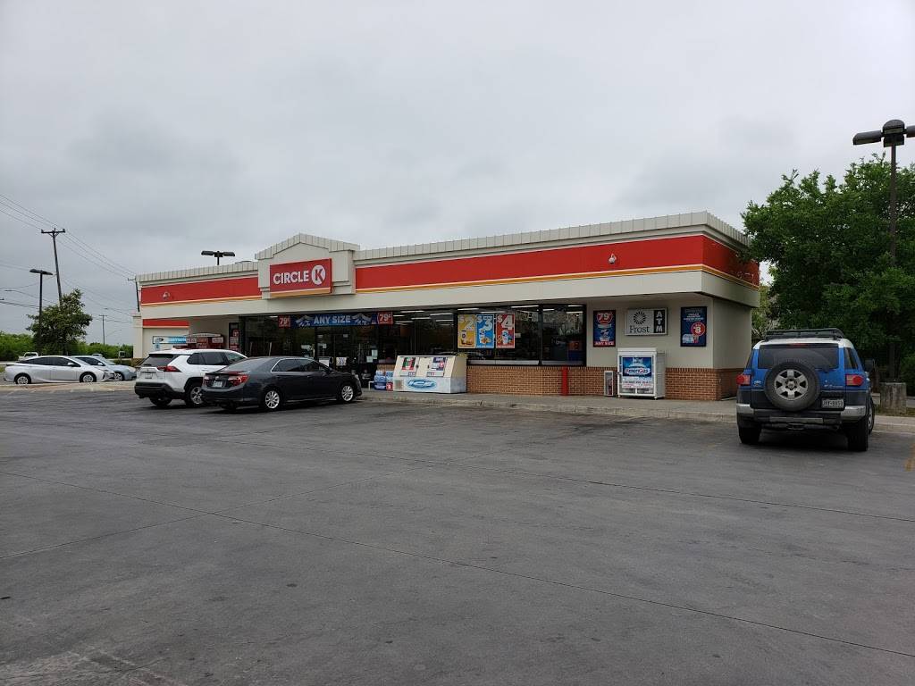 Circle K | cafe | 9675 Culebra Rd, San Antonio, TX 78251, USA | 2106842875 OR +1 210-684-2875