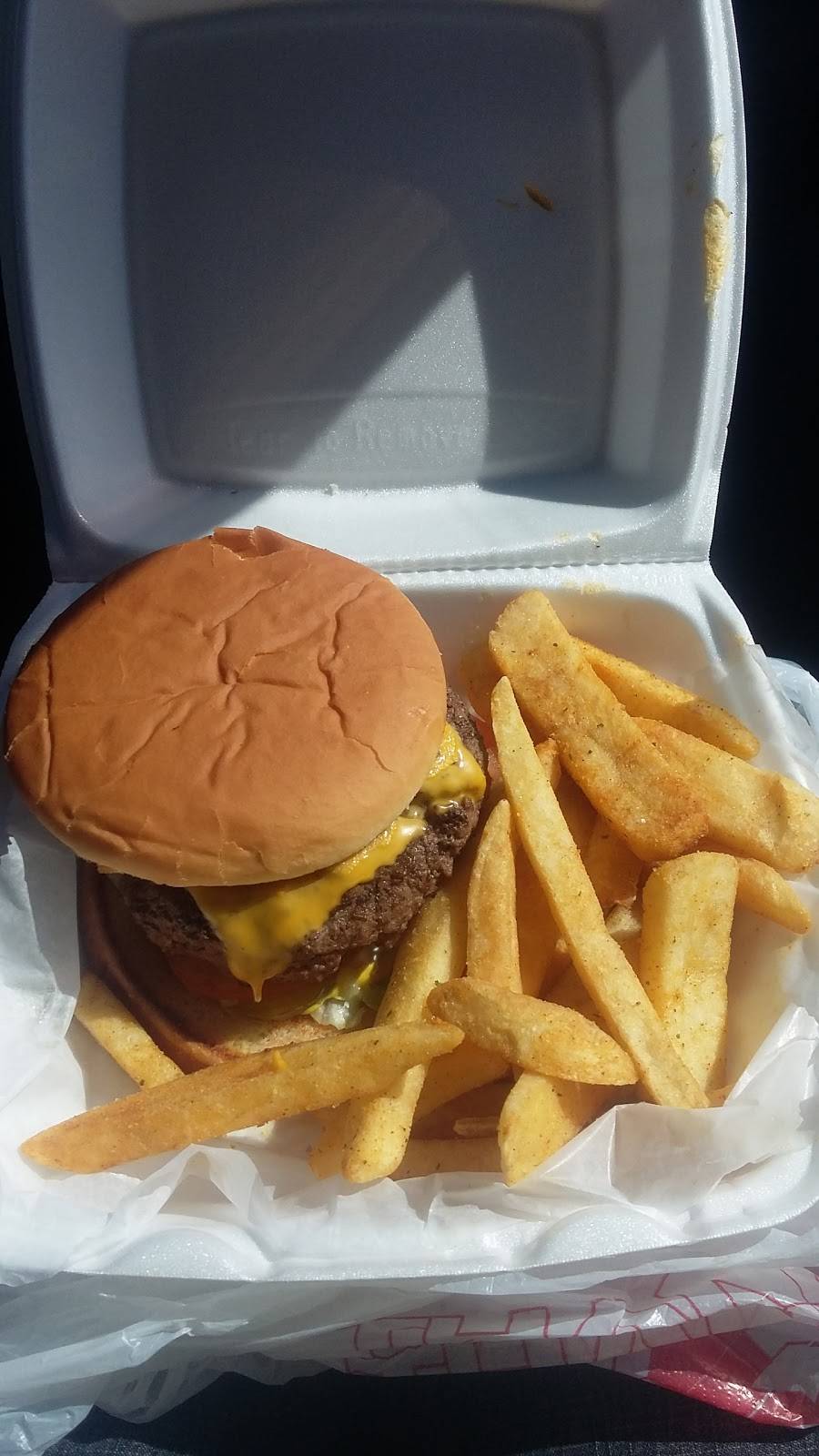 Hugstable Sports Bar & Grill | restaurant | 813 Jackson Ave, Memphis, TN 38107, USA | 9015222911 OR +1 901-522-2911