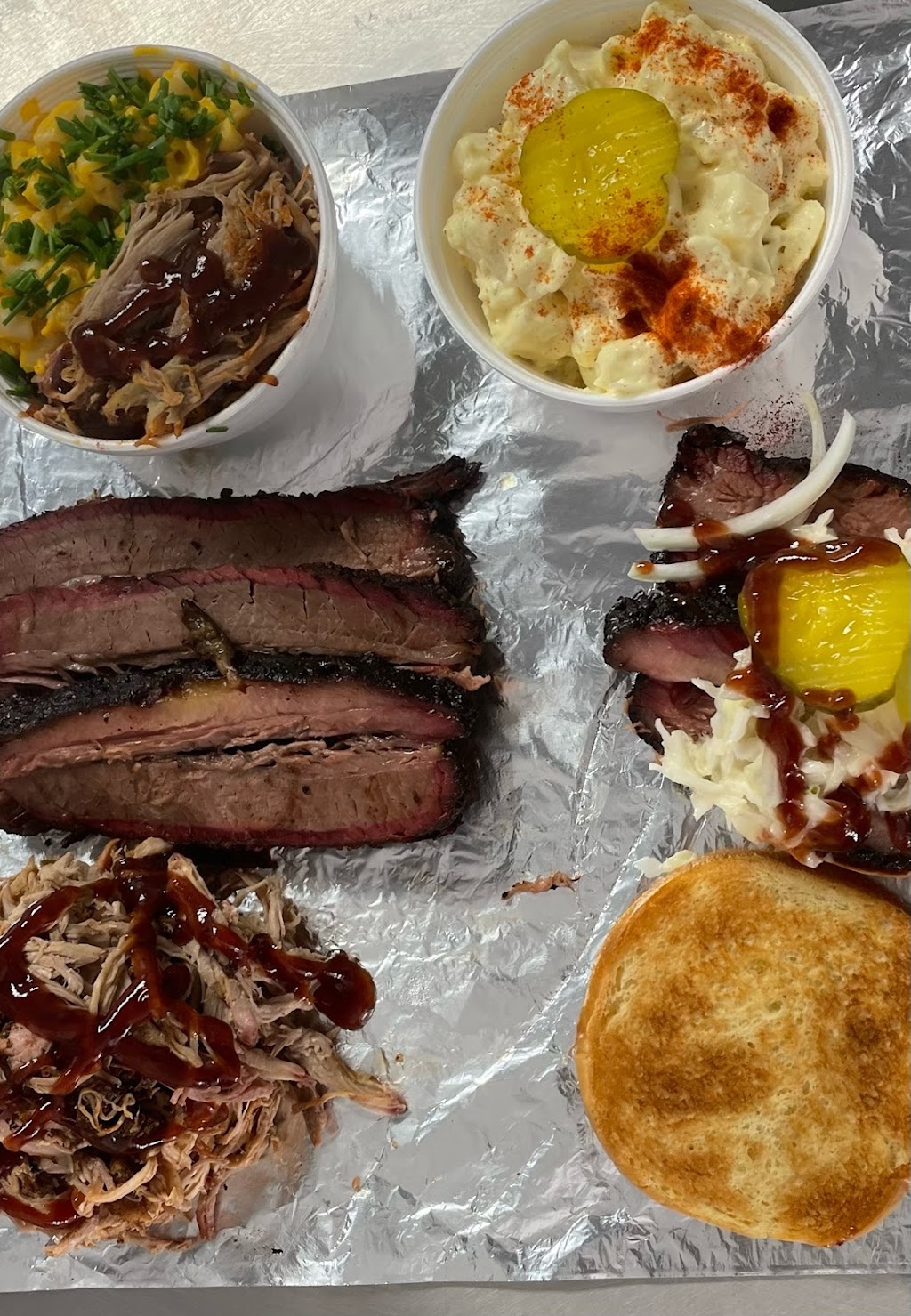 BBQ HOUSE | restaurant | 1320 W Main St, Medford, OR 97501, USA | 5416134701 OR +1 541-613-4701