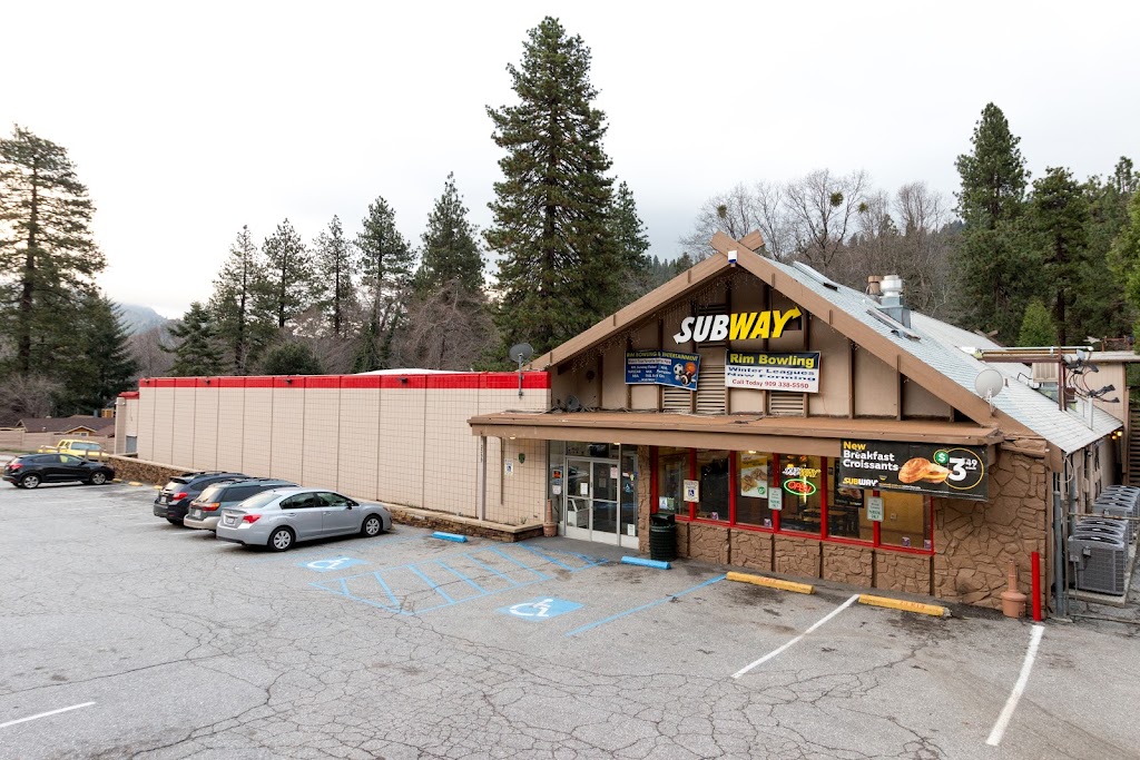 Rim Bowling & Entertainment Center | restaurant | 23991 Lake Dr, Crestline, CA 92325, USA | 9093385550 OR +1 909-338-5550