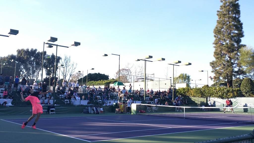 Newport Beach Tennis Club | restaurant | 2601 Eastbluff Dr, Newport Beach, CA 92660, USA | 9496440050 OR +1 949-644-0050