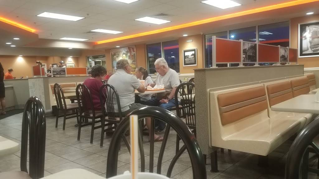 Whataburger | restaurant | 1920 US-90, Liberty, TX 77575, USA | 9363913184 OR +1 936-391-3184