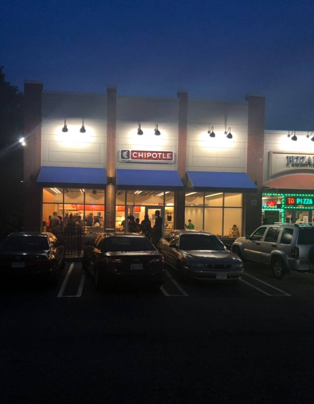 Chipotle Mexican Grill | restaurant | 1571 Alabama Ave SE, Washington, DC 20032, USA | 2026784965 OR +1 202-678-4965