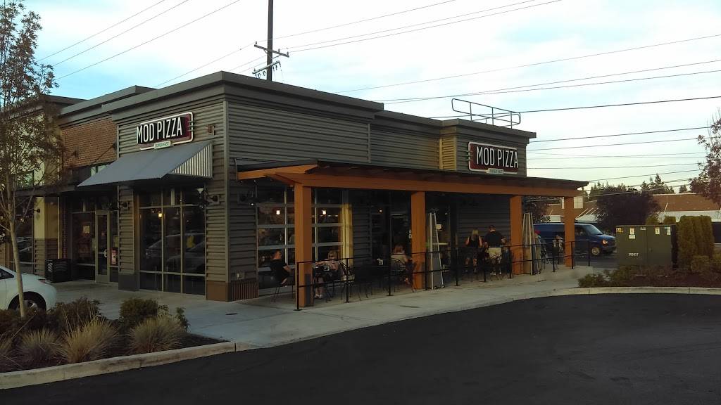 MOD Pizza | restaurant | 19718 Pacific Hwy Building 4, Hwy 99, Lynnwood, WA 98036, USA | 4255825392 OR +1 425-582-5392