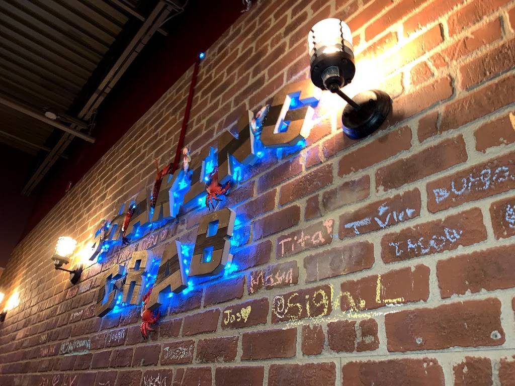 Shaking crab (Nanuet) | restaurant | 114 E Rte 59, Nanuet, NY 10954, USA | 8452159350 OR +1 845-215-9350