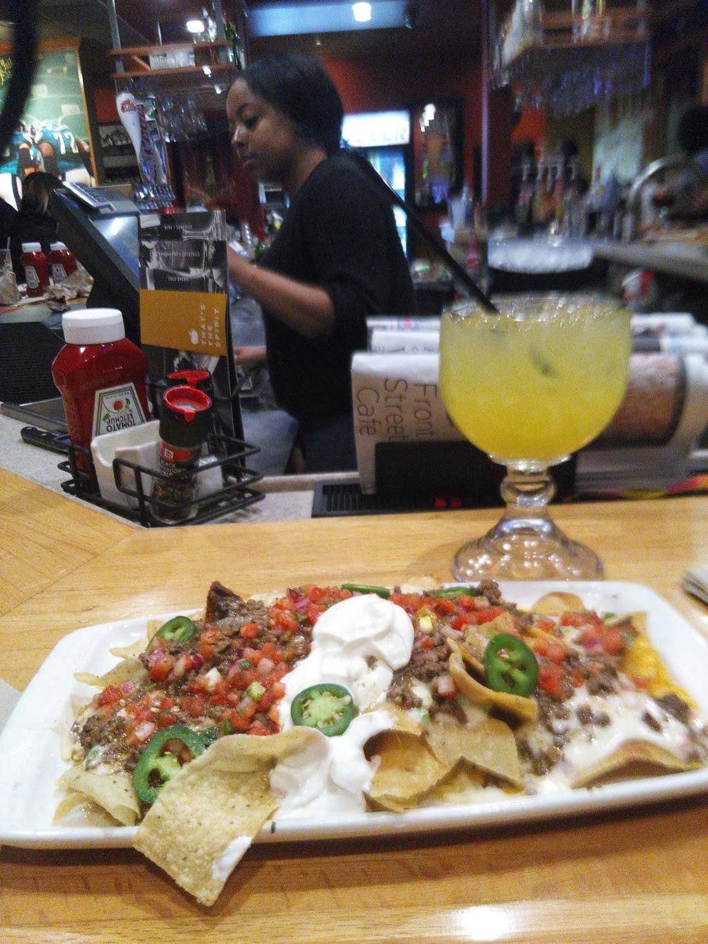 Applebees Grill + Bar | restaurant | 7650 City Line Ave, Philadelphia, PA 19151, USA | 2154778600 OR +1 215-477-8600