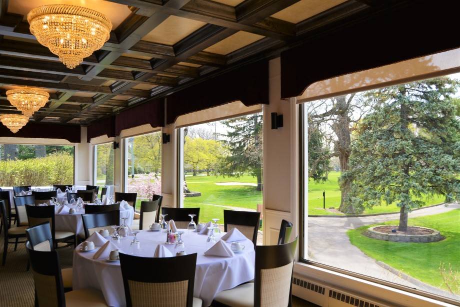 Monroe Golf & Country Club | restaurant | 611 Cole Rd, Monroe, MI 48162, USA | 7342415190 OR +1 734-241-5190