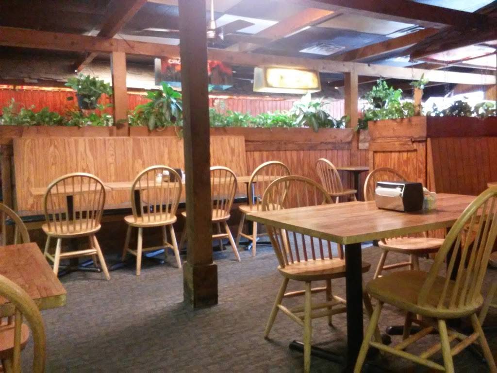 Leonardos Pizza of Millhopper | restaurant | 4131 NW 16th Blvd, Gainesville, FL 32605, USA | 3522755706 OR +1 352-275-5706