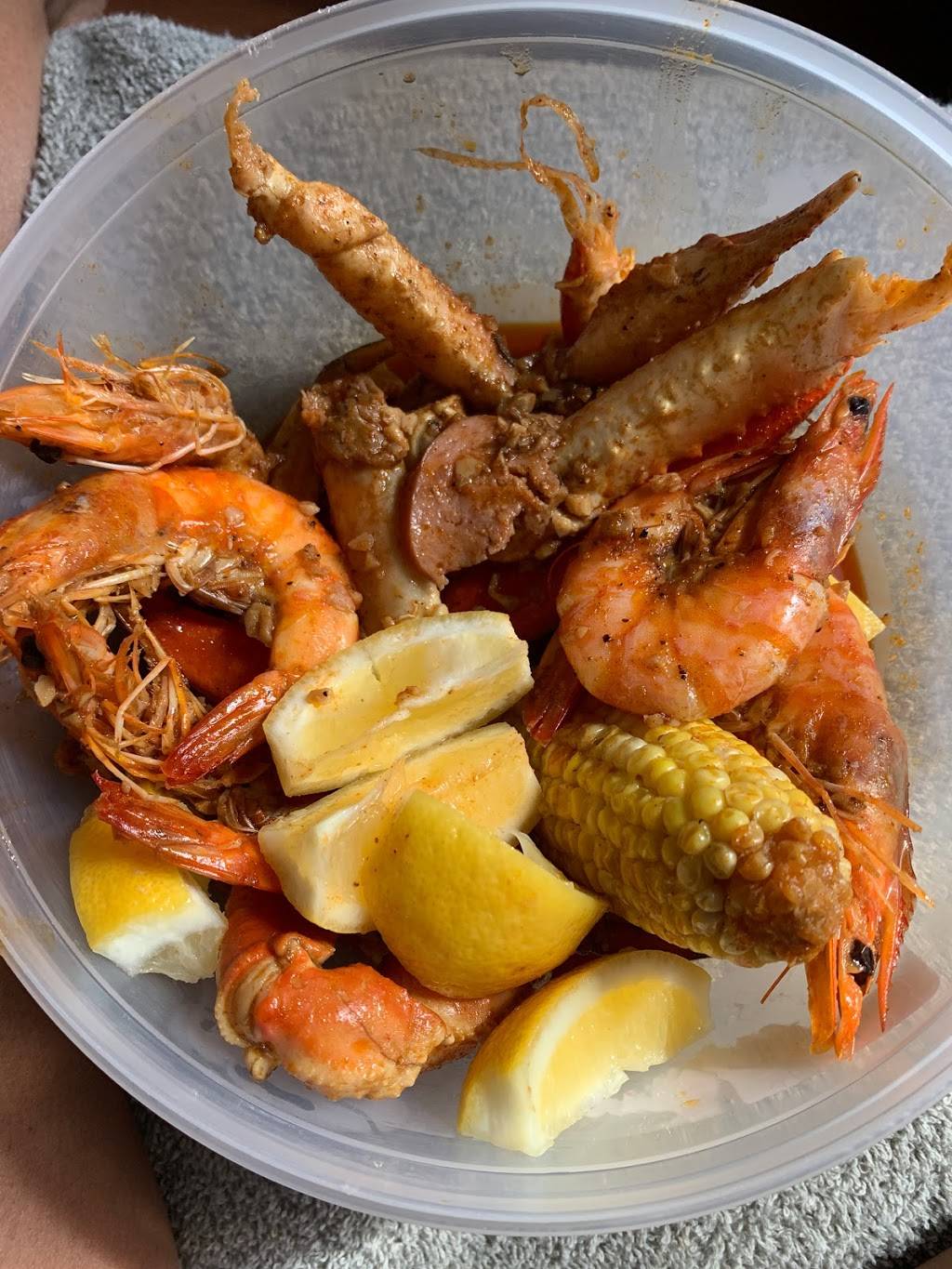 Cincy Crab Seafood Restaurant | restaurant | 1309 E Kemper Rd, Cincinnati, OH 45246, USA | 5139751428 OR +1 513-975-1428