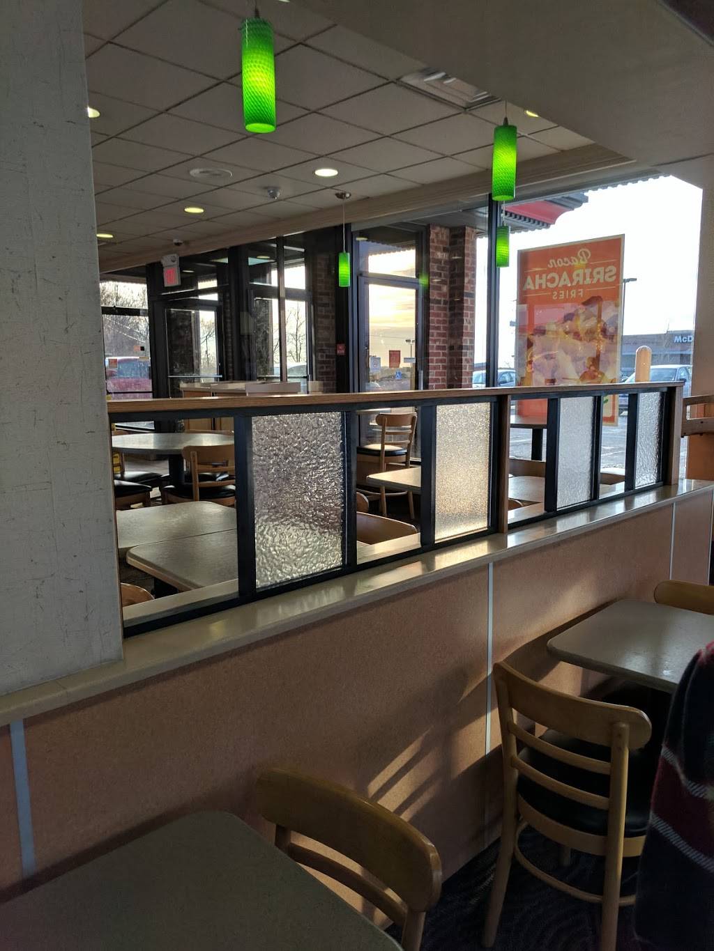 Wendys | restaurant | 100 Main Street, Wintersville, OH 43953, USA | 7402645044 OR +1 740-264-5044