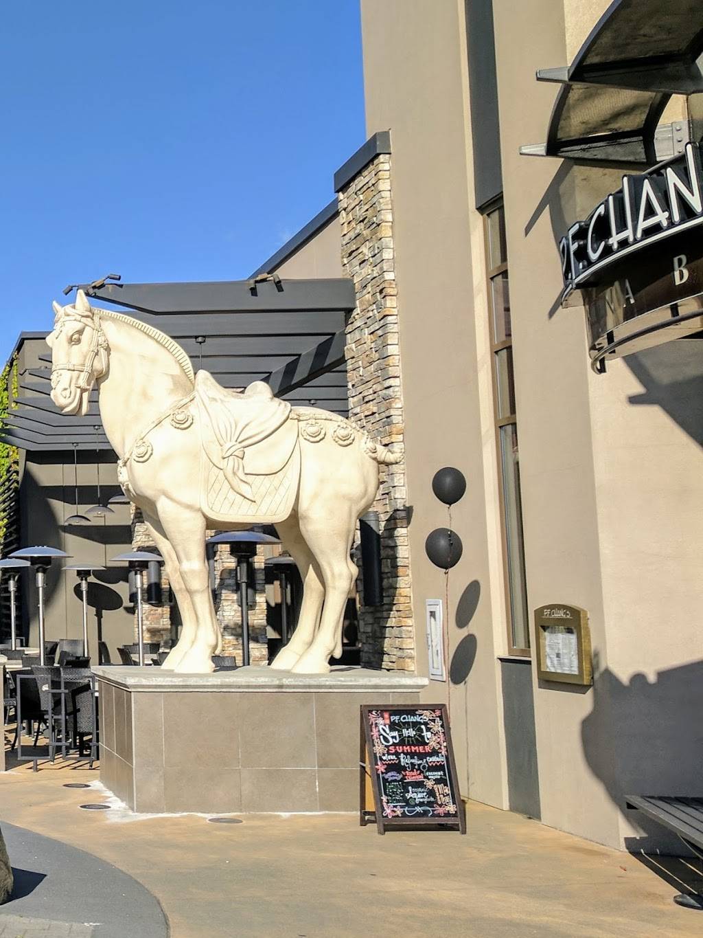 P.F. Changs | meal takeaway | 3000 184th St SW #912, Lynnwood, WA 98037, USA | 4259212100 OR +1 425-921-2100