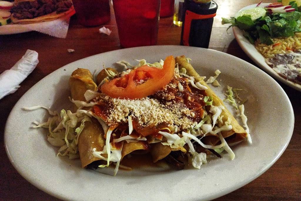 Tako Nako | restaurant | 2601 Turner Rd, Richmond, VA 23224, USA | 8046120736 OR +1 804-612-0736