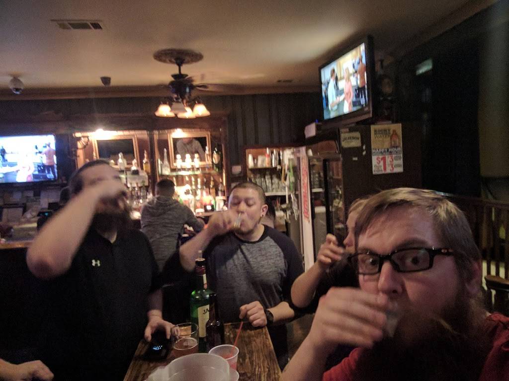 Claddagh Ring Pub | night club | 2306 W Foster Ave, Chicago, IL 60625, USA | 7732714794 OR +1 773-271-4794