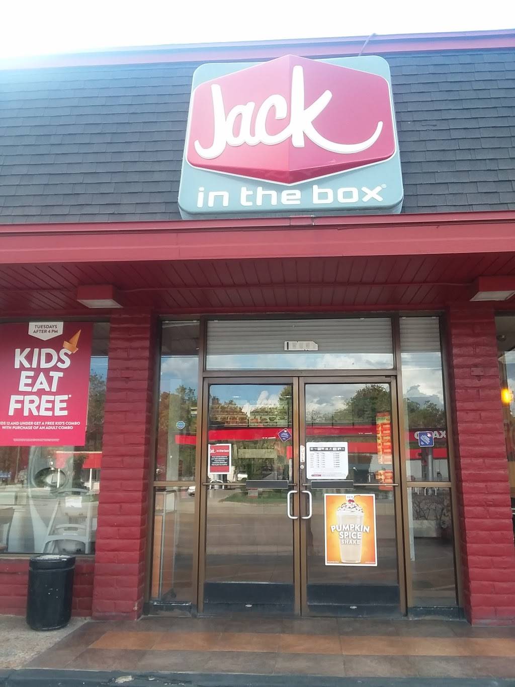 Jack in the Box | restaurant | 10004 Telephone Rd, Houston, TX 77075, USA | 7139912597 OR +1 713-991-2597