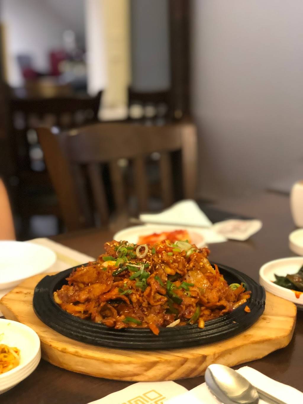 Sageori Gukbap 사거리국밥 | restaurant | 280 Broad Ave, Palisades Park, NJ 07650, USA | 2014820793 OR +1 201-482-0793