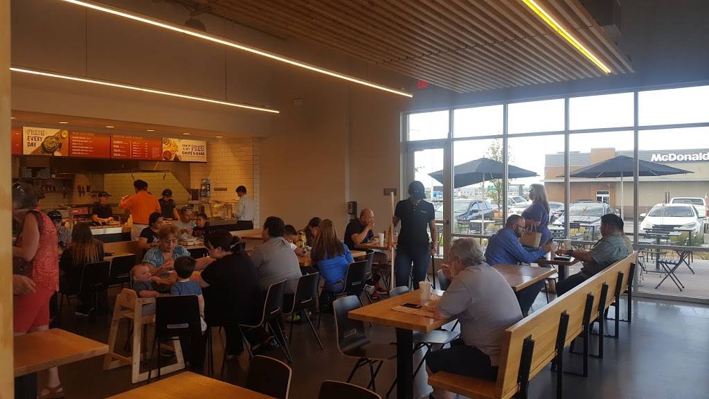 Chipotle Mexican Grill | restaurant | 6450 N Desert Blvd # I104, El Paso, TX 79912, USA | 9158758271 OR +1 915-875-8271