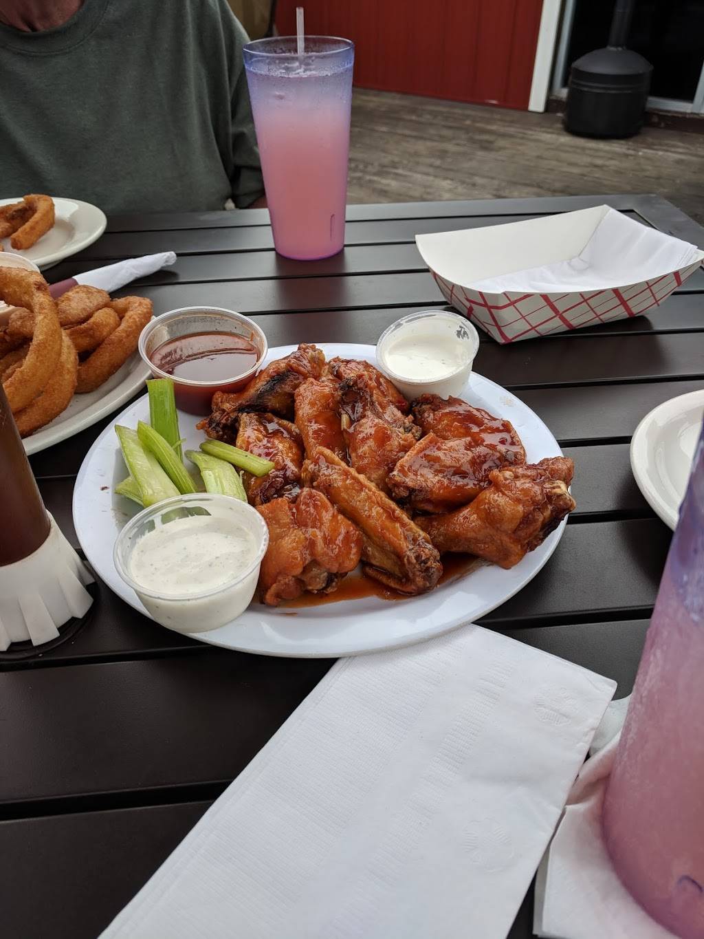 Maple City Taps And Eatery | restaurant | 11095 Chardon Rd, Chardon, OH 44024, USA | 4402859953 OR +1 440-285-9953