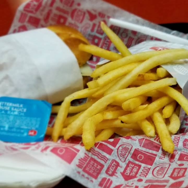 Jack in the Box | restaurant | 7930 Rosecrans Ave, Paramount, CA 90723, USA | 5626336232 OR +1 562-633-6232