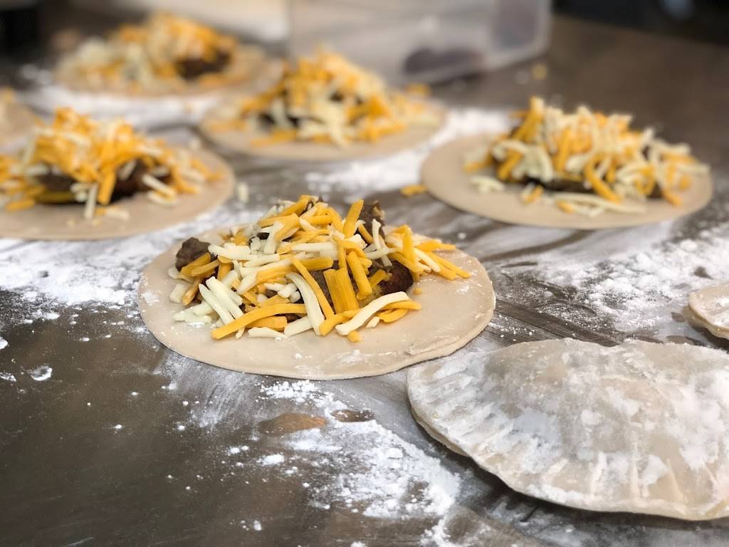 4Chicks Cafe Empanadas | restaurant | 51 NJ-23, Franklin, NJ 07416, United States | 9738238736 OR +1 973-823-8736