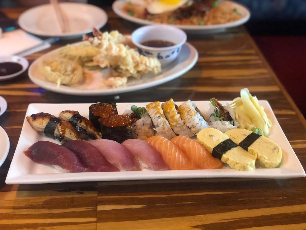 Ohana Belltown | restaurant | 2207 1st Ave, Seattle, WA 98121, USA | 2069569329 OR +1 206-956-9329