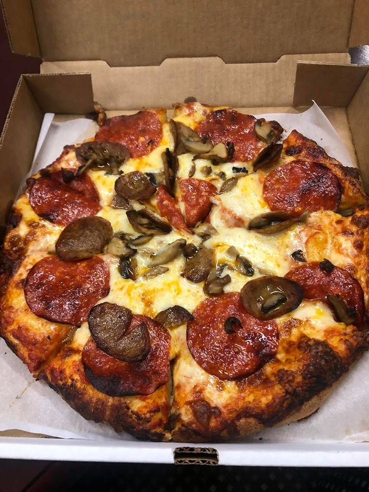 Campanas Pizza, Market & Catering | restaurant | 203 West 8th St, Lorain, OH 44052, USA | 4402420627 OR +1 440-242-0627