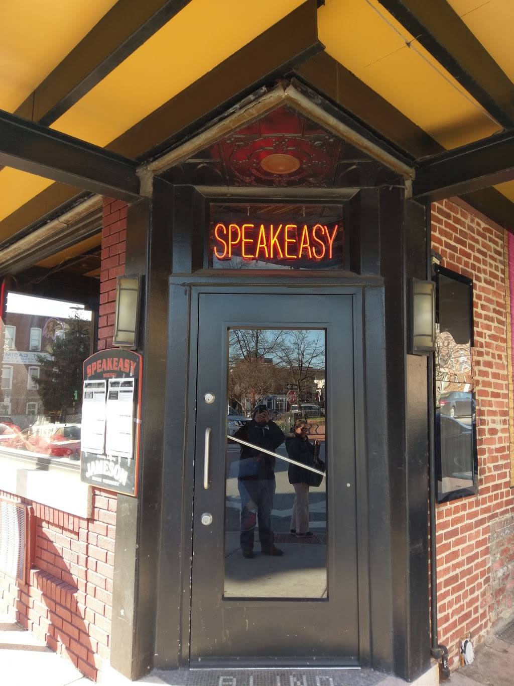 Speakeasy Saloon & Dining House | restaurant | 4818, 2840 ODonnell St, Baltimore, MD 21224, USA | 4102762977 OR +1 410-276-2977