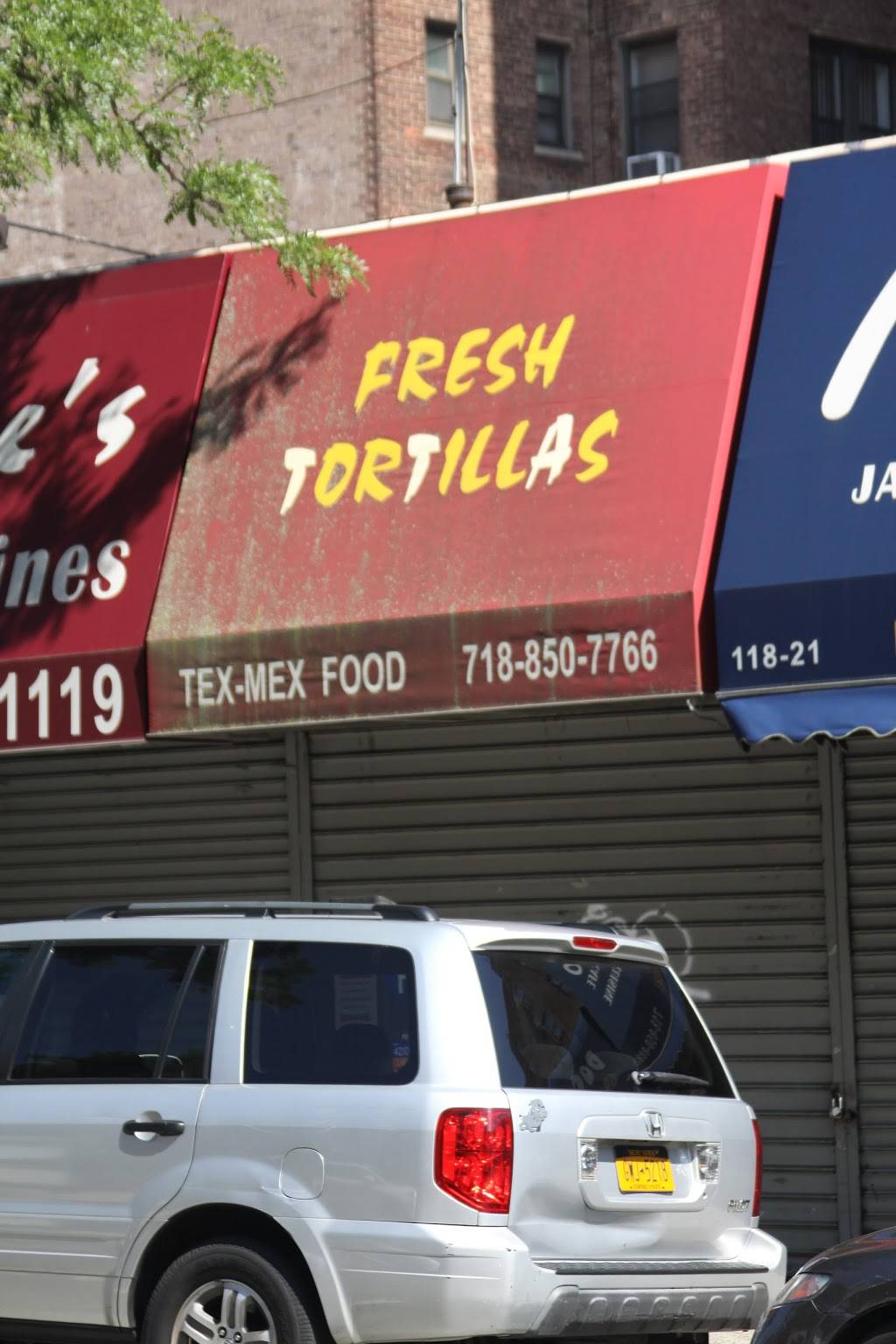 Fresh Tortillas | restaurant | 118-19 Metropolitan Ave, Kew Gardens, NY 11415, USA | 7188507766 OR +1 718-850-7766