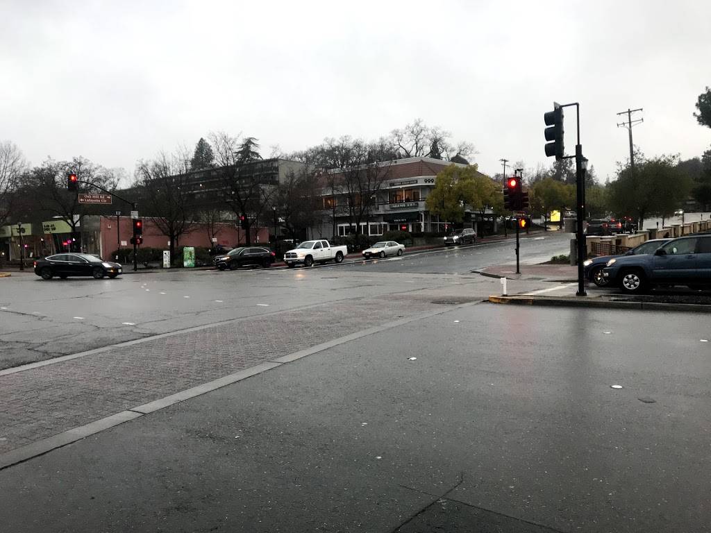 Starbucks | cafe | 3547 A, Mt Diablo Blvd, Lafayette, CA 94549, USA | 9252845811 OR +1 925-284-5811