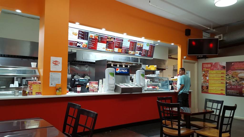 Maxs Chicken and Seafood | restaurant | 967 Coney Island Ave, Brooklyn, NY 11230, USA | 3474258214 OR +1 347-425-8214