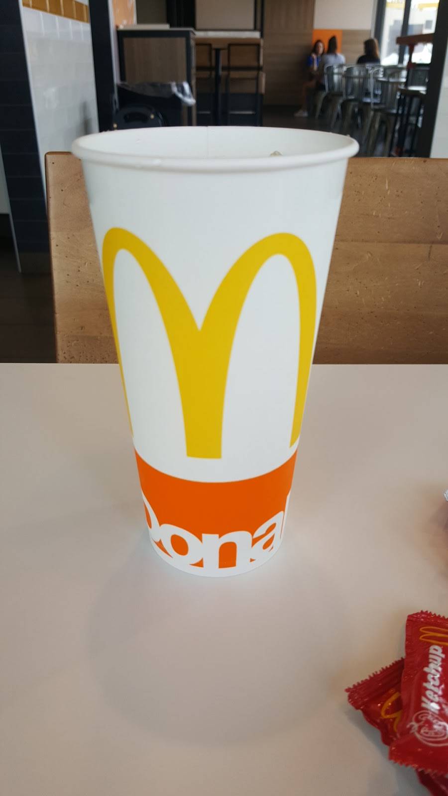 McDonalds | cafe | 7311 W 21st St, Wichita, KS 67205, USA | 3167212088 OR +1 316-721-2088