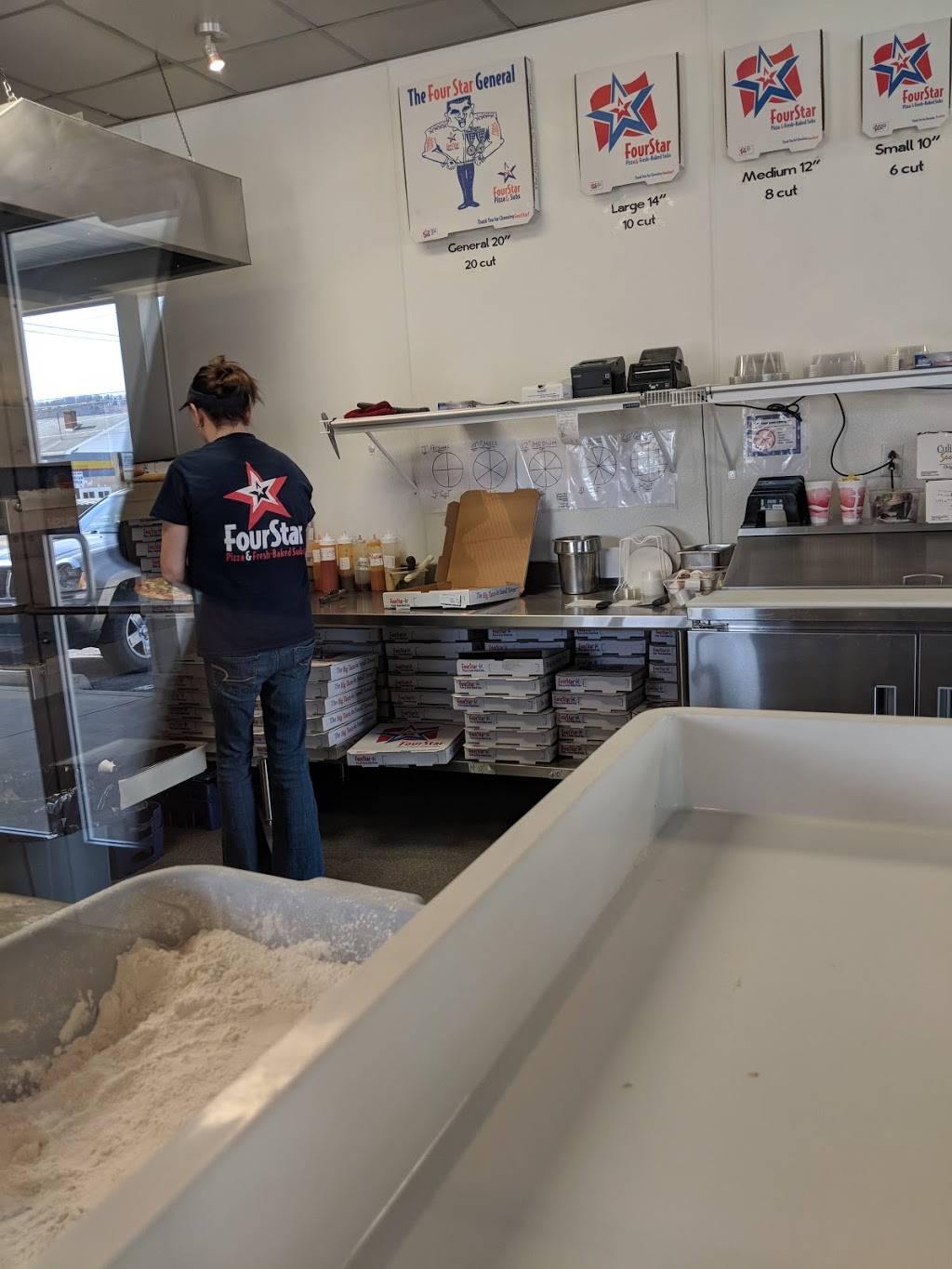 Four Star Pizza | restaurant | 1060 Pennsylvania Ave W, Warren, PA 16365, USA | 8147237700 OR +1 814-723-7700