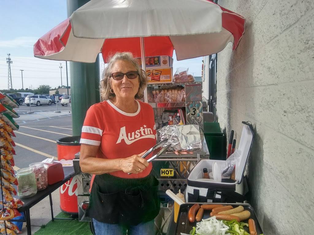 Mr & Mrs Hot Dog Stand | meal takeaway | 7140 S Emerson Ave, Indianapolis, IN 46237, USA | 3174130483 OR +1 317-413-0483