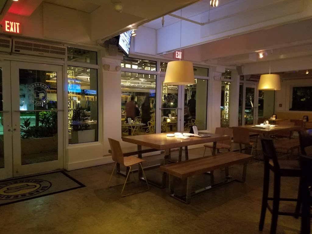 Brasserie Brickell Key | restaurant | 605 Brickell Key Dr, Miami, FL 33131, USA | 3059828128 OR +1 305-982-8128