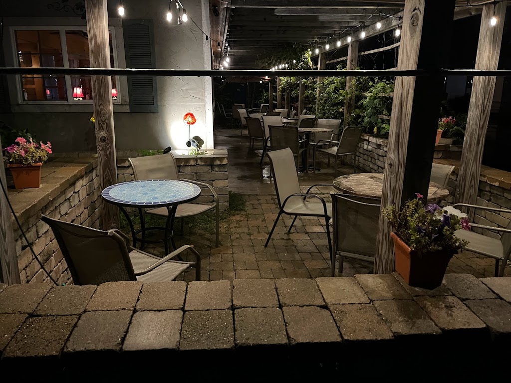 Canoe Club Wine Bar | restaurant | 5831 E Harbor Rd, Lakeside Marblehead, OH 43440, USA | 4199607030 OR +1 419-960-7030