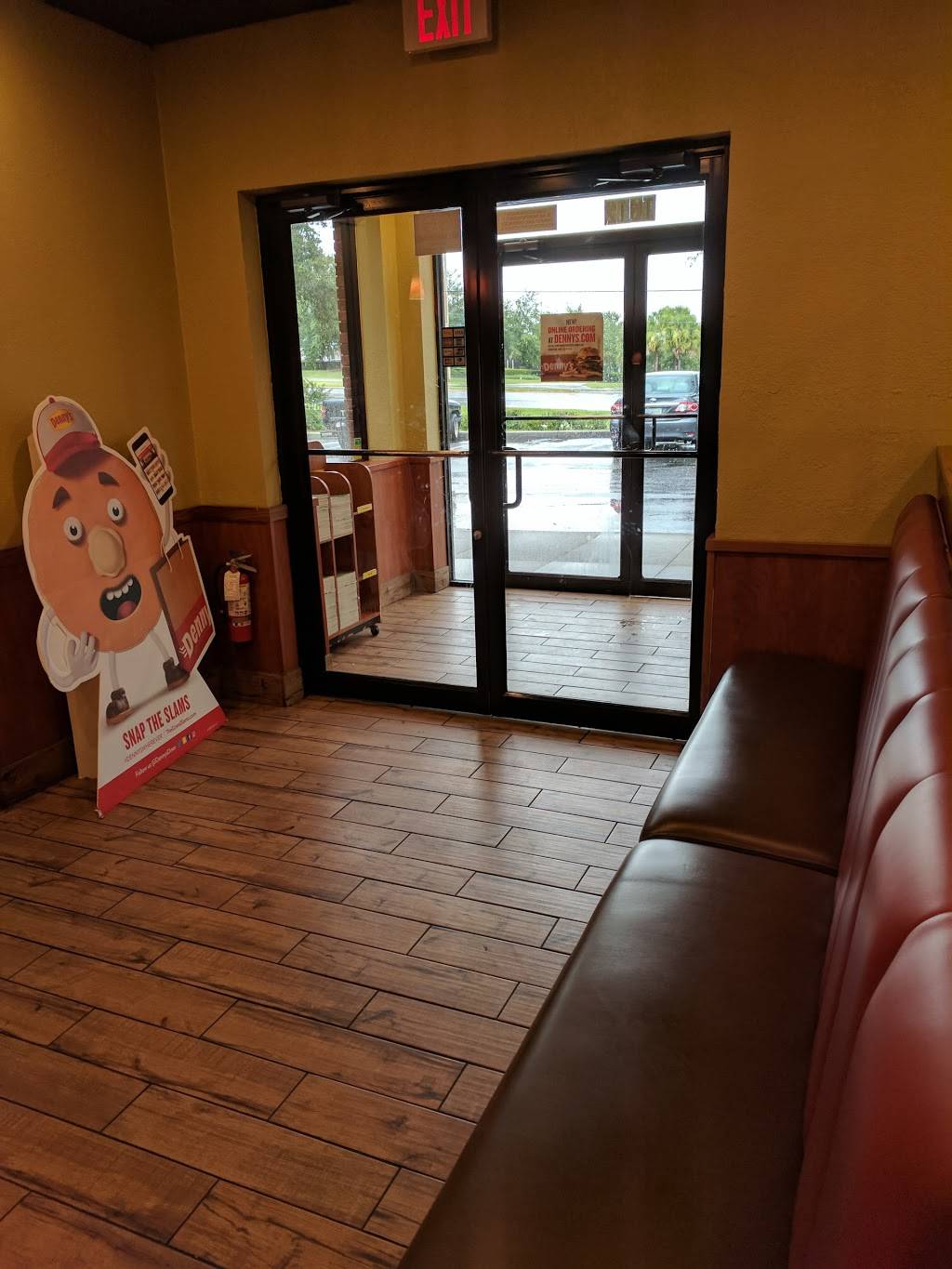 Dennys | restaurant | 1012 Saxon Blvd, Orange City, FL 32763, USA | 3864561042 OR +1 386-456-1042