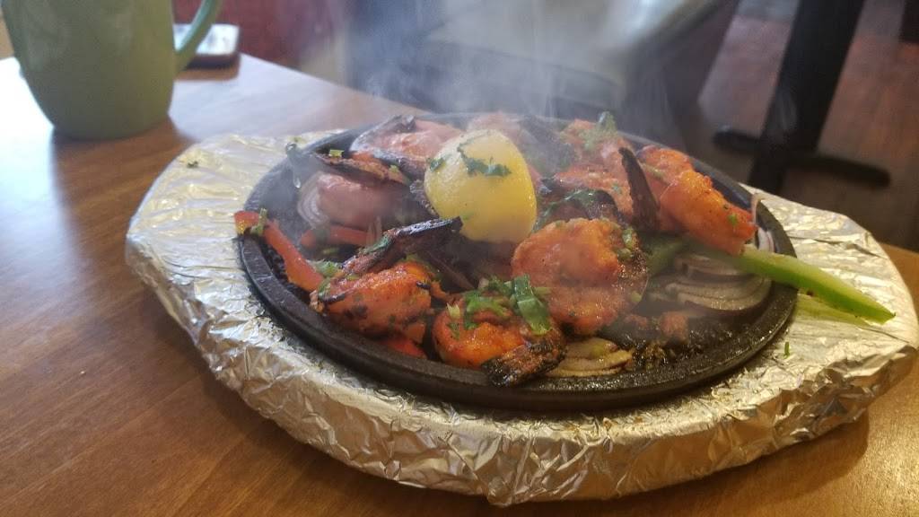 Green Chili indian Restaurant | restaurant | 641 S West End Blvd, Quakertown, PA 18951, USA | 2673474420 OR +1 267-347-4420