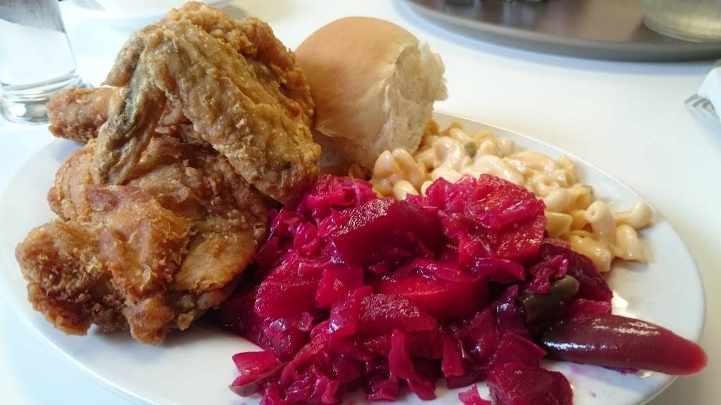 Pollo Chapin | restaurant | 2054 Junction Ave, Detroit, MI 48209, USA | 3138431885 OR +1 313-843-1885