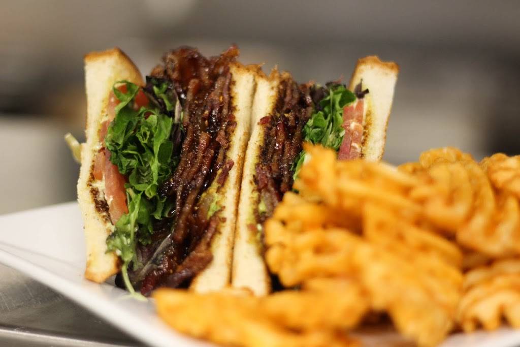 Club 27 Restaurant | restaurant | 12501 Quivira Rd, Overland Park, KS 66213, USA | 9138901614 OR +1 913-890-1614