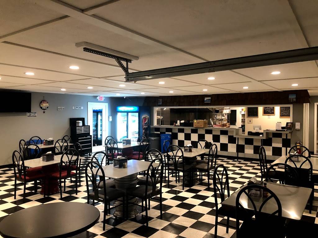 Nicks Snack Shack | restaurant | 515 Main St, Barton, VT 05822, USA | 8025257125 OR +1 802-525-7125