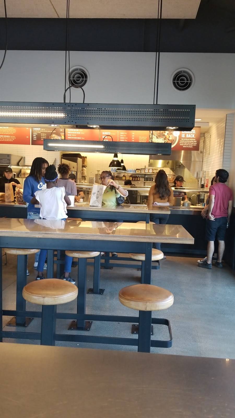 Chipotle Mexican Grill | restaurant | 16595 Sierra Lakes Pkwy Ste 100, Fontana, CA 92336, USA | 9093500054 OR +1 909-350-0054