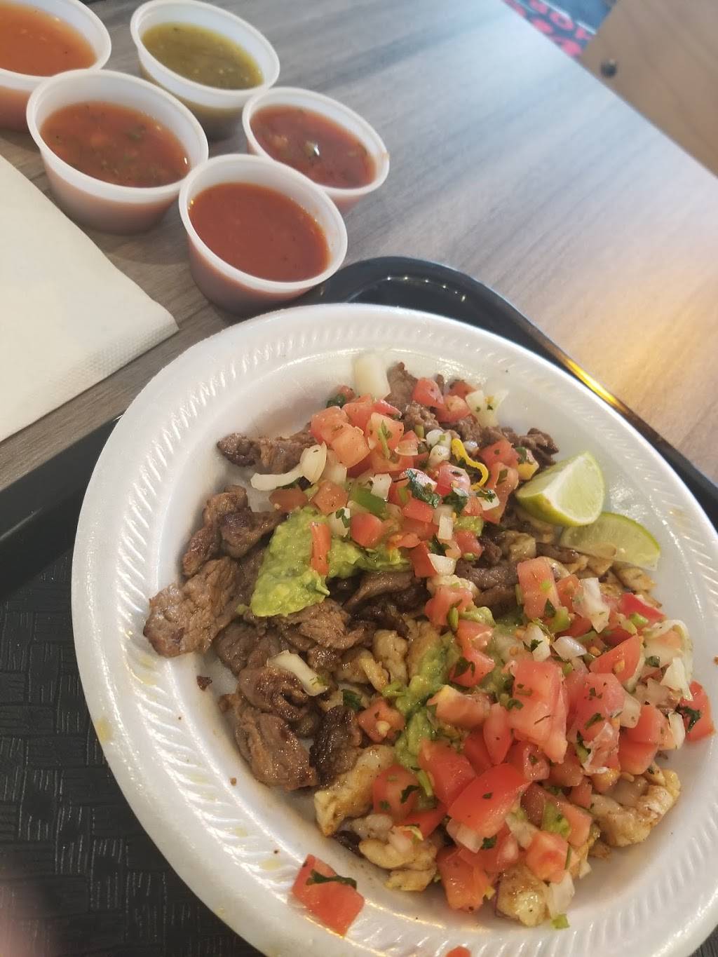 Oscars Taco Shop | restaurant | 53 W Thomas Rd Suite C and D, Phoenix, AZ 85013, USA | 6022642658 OR +1 602-264-2658