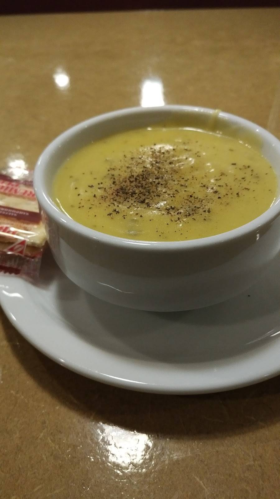 Knotty Pine Restaurant | restaurant | 1100 Wellington Rd, London, ON N6E 1M2, Canada | 5196490488 OR +1 519-649-0488