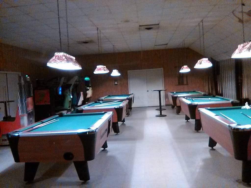 Traders Station Flea Market | restaurant | 8750 NC-41, Lumberton, NC 28358, USA | 9106180004 OR +1 910-618-0004