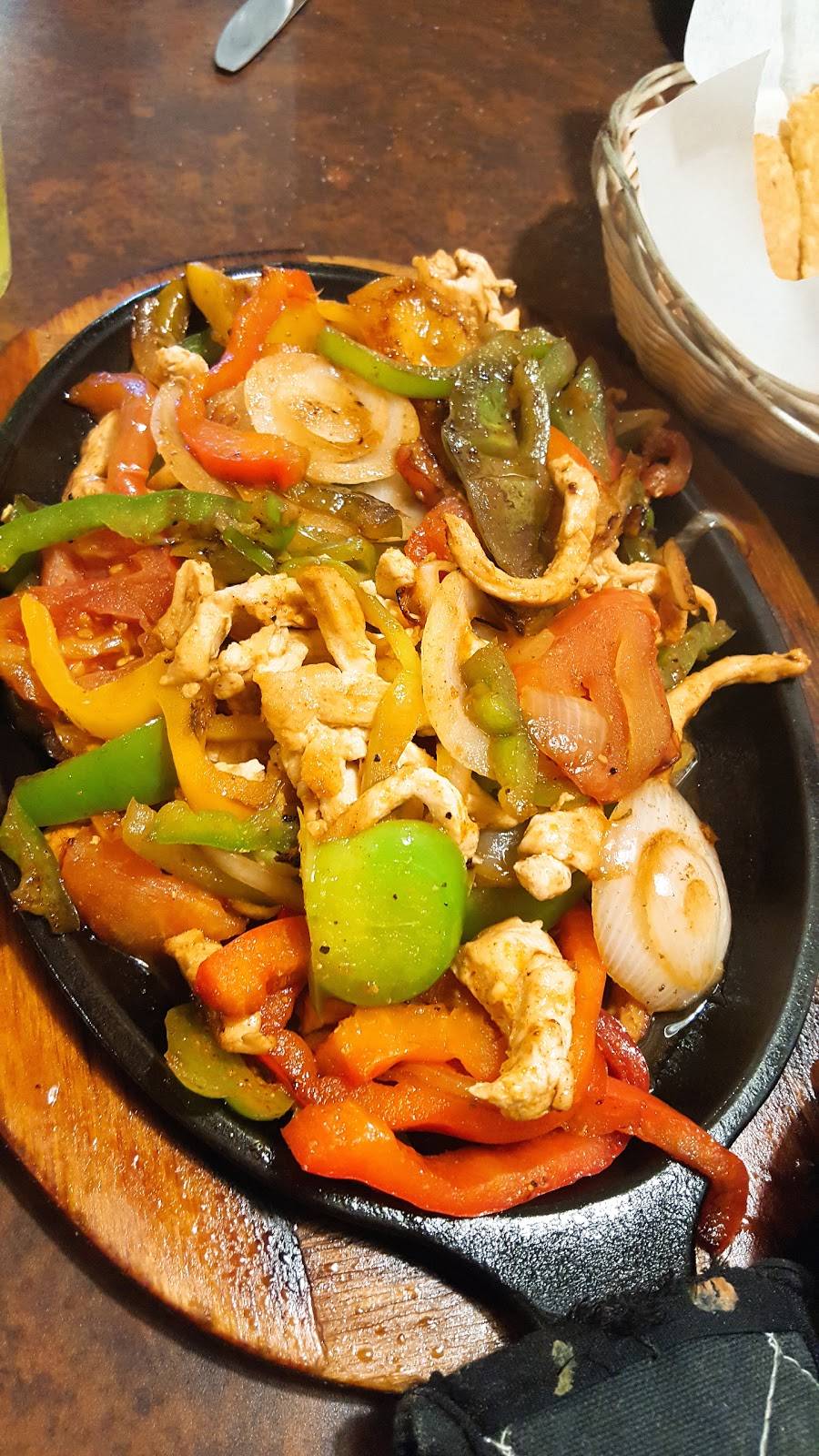 Laredos | restaurant | 694 S Whitney Way, Madison, WI 53711, USA | 6082780585 OR +1 608-278-0585