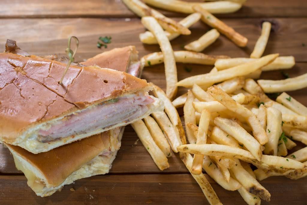 Padrinos Cuban, Plantation | restaurant | 801 S University Dr J-105, Plantation, FL 33324, USA | 9544765777 OR +1 954-476-5777