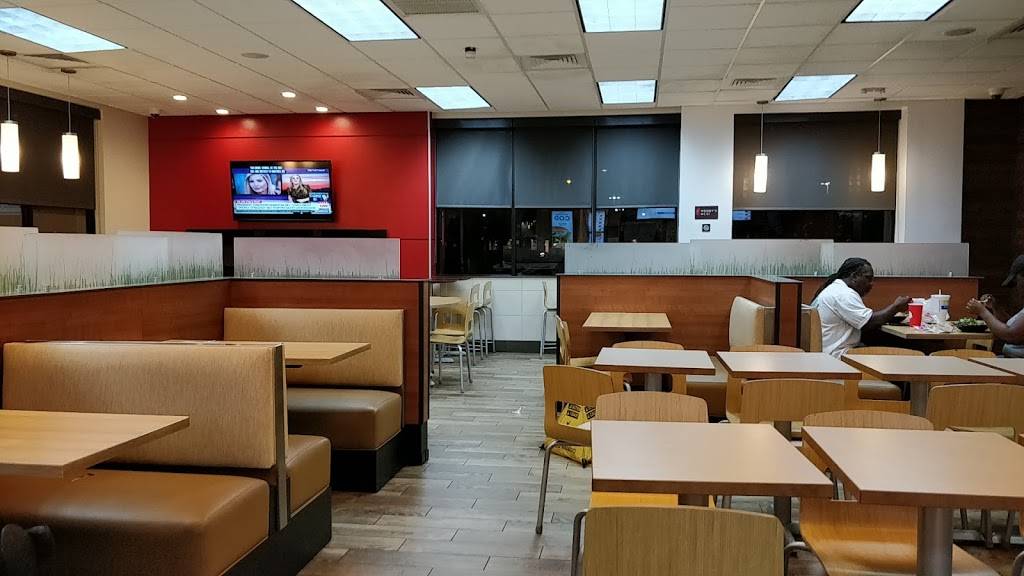 Wendys | restaurant | 7115 W McNab Rd, North Lauderdale, FL 33068, USA | 9547201100 OR +1 954-720-1100