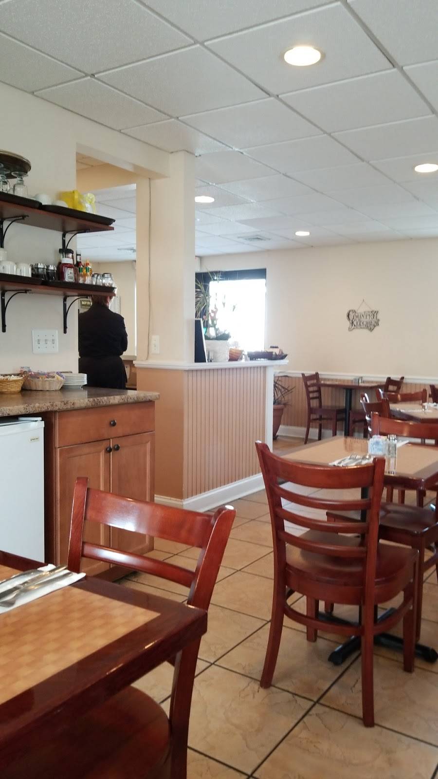 Country Kitchen Brewster | restaurant | 564 N Main St, Brewster, NY 10509, USA | 8452798646 OR +1 845-279-8646