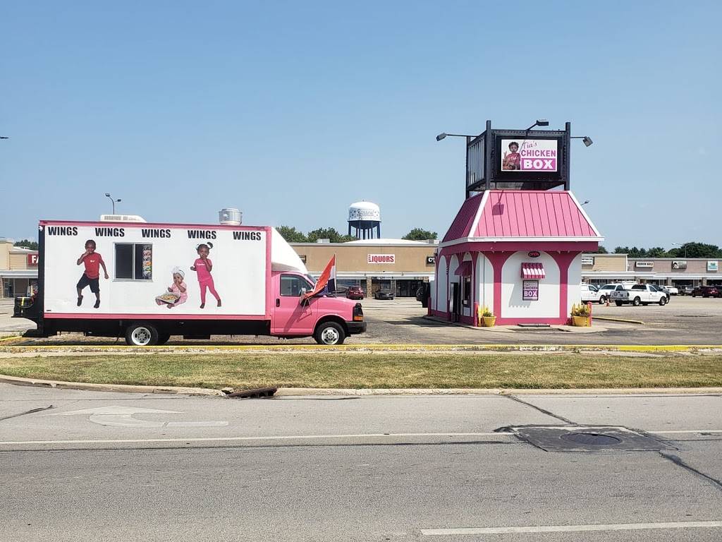 Tias Chicken Box | restaurant | 1233 E Grove Ave, Rantoul, IL 61866, USA | 2176818427 OR +1 217-681-8427